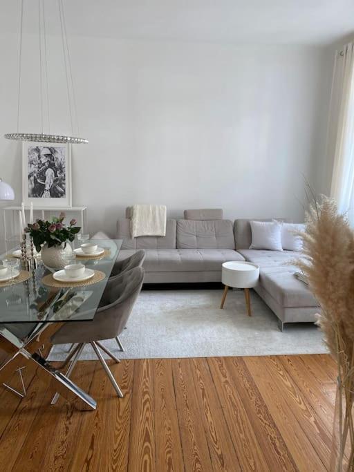Altbau-Oase Der Eleganz: Stadtnaher Komfort Pur Wiesbaden Eksteriør bilde