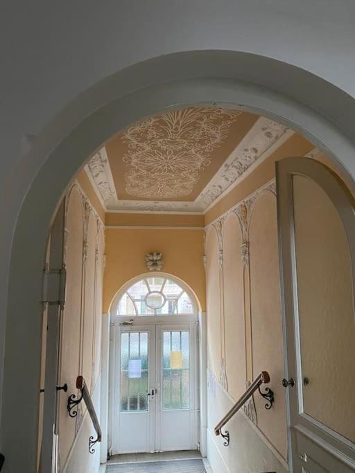 Altbau-Oase Der Eleganz: Stadtnaher Komfort Pur Wiesbaden Eksteriør bilde